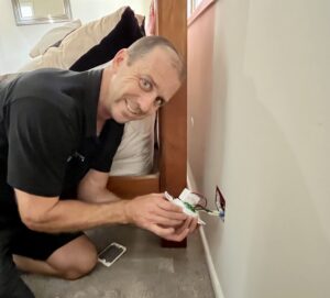 Replacing a switch with a new double power point with charger